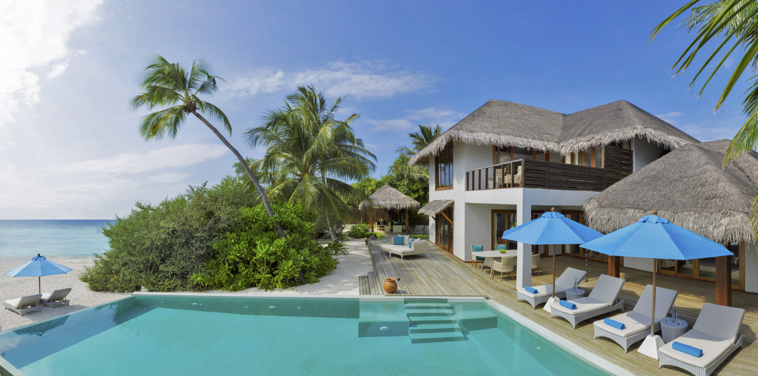 DusitThaniMaldives_2Bedroom-Beach-Residence-Exterior-