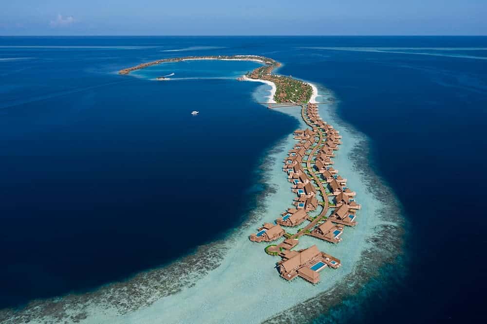 Read more about the article Escape to Elegance: Discovering Waldorf Astoria Maldives Ithaafushi