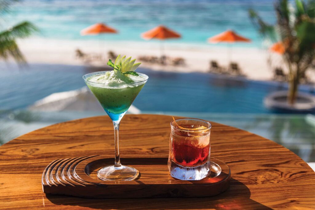 Oblu Sangeli Deck Drinks